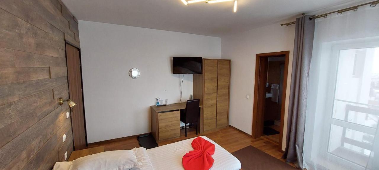 Pensiunea Riunione Brașov Exterior foto